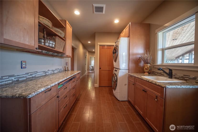 Property photo for 631 Radient View Drive, Ellensburg photo 31