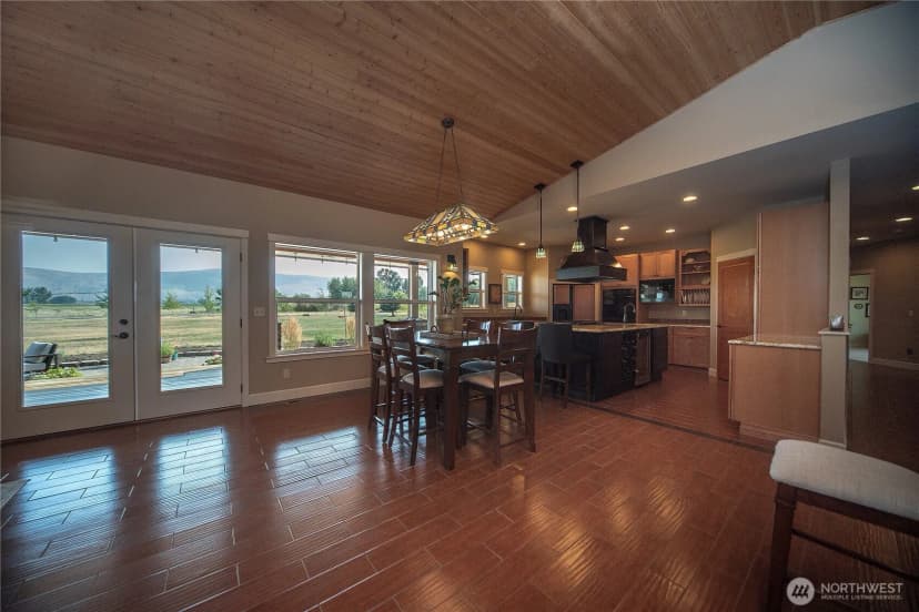 Property photo for 631 Radient View Drive, Ellensburg photo 9