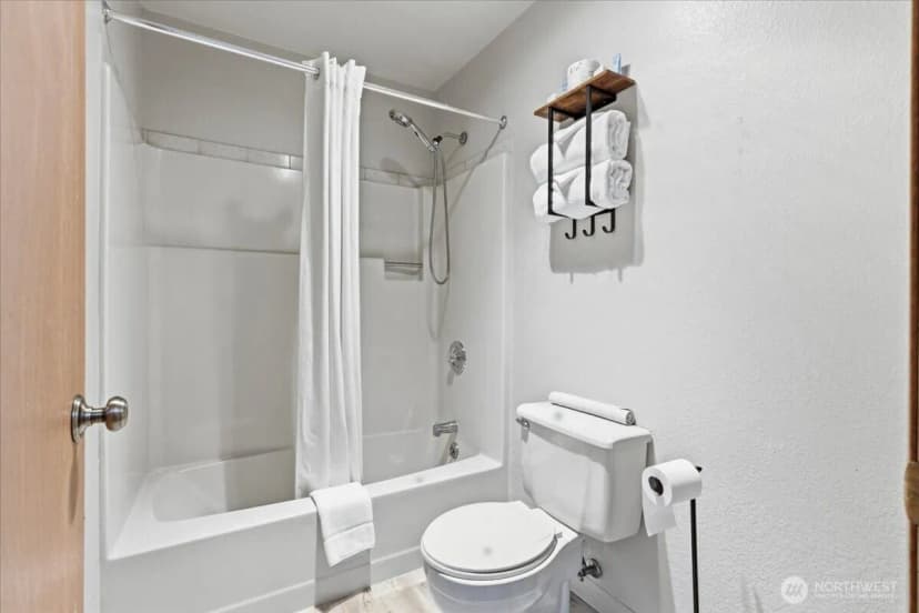 Property photo for 118 Miller Street, Electric City photo 31