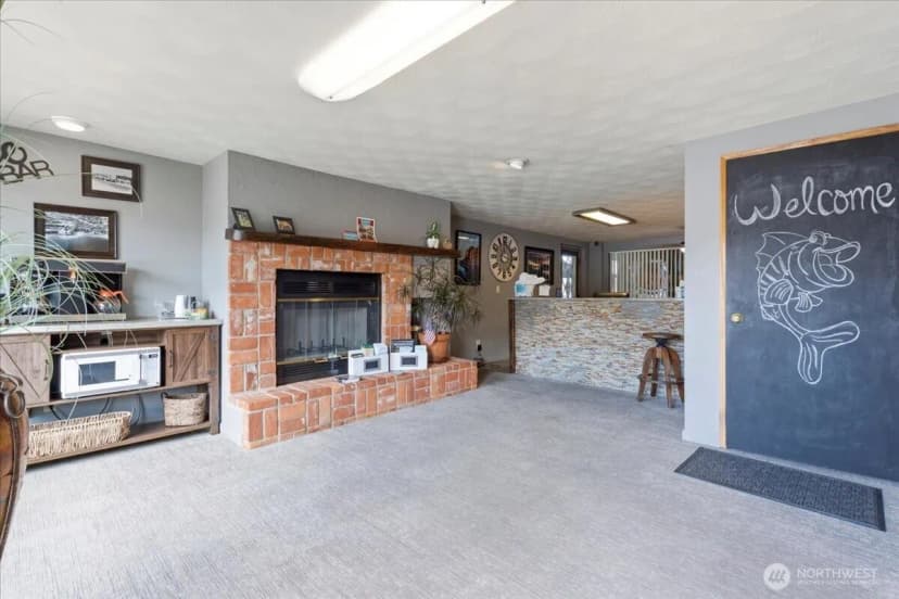 Property photo for 118 Miller Street, Electric City photo 22