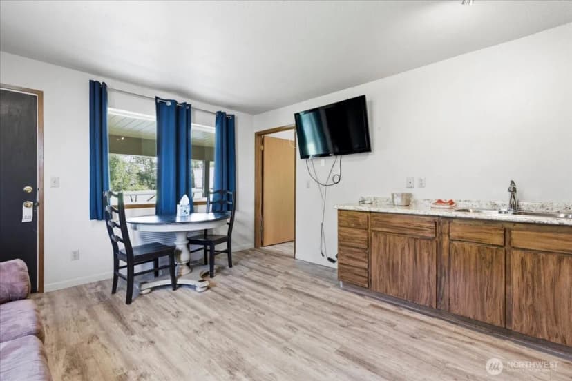 Property photo for 118 Miller Street, Electric City photo 28