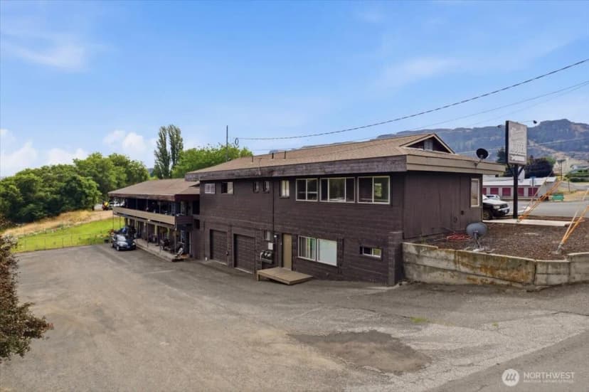 Property photo for 118 Miller Street, Electric City photo 35