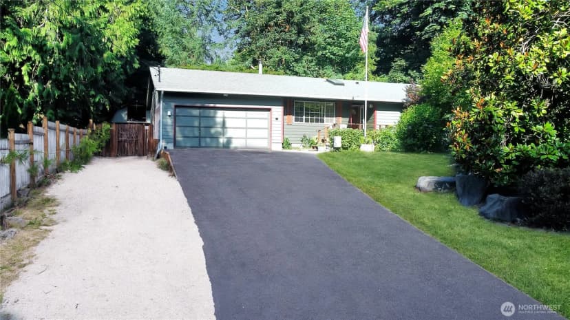 Property photo for 2109 Mark Street Ne, Olympia photo 2