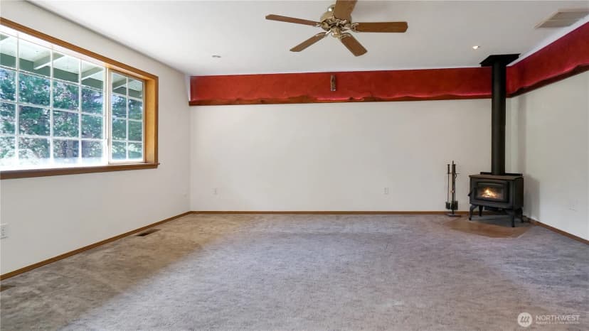 Property photo for 2109 Mark Street Ne, Olympia photo 4