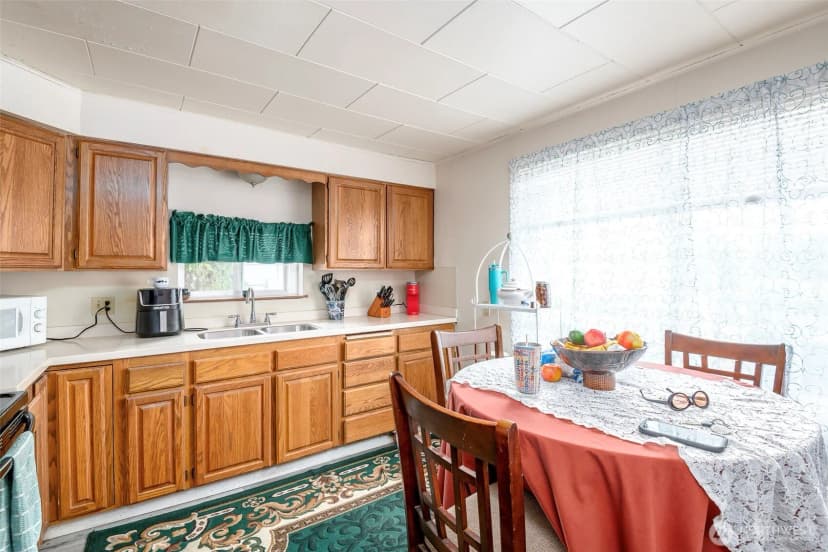 Property photo for 103 168th Street S, Spanaway photo 9