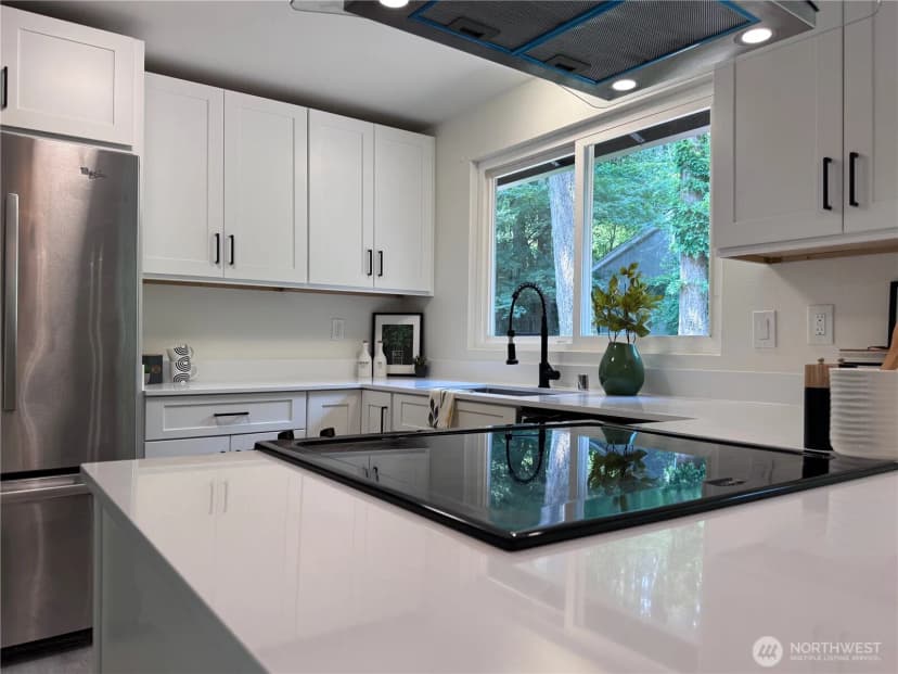 Property photo for 17448 Ne 156th Street, Woodinville photo 12