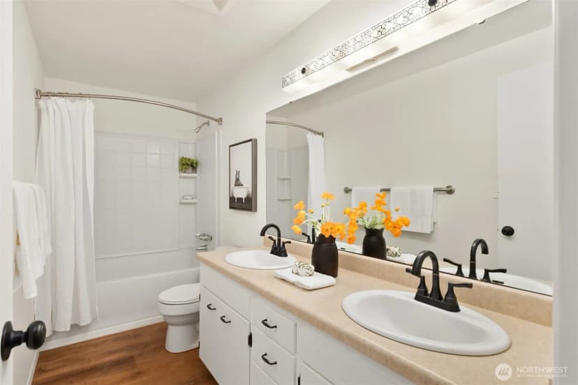 Property photo for 12249 N Madison Avenue Ne, Bainbridge Island photo 16
