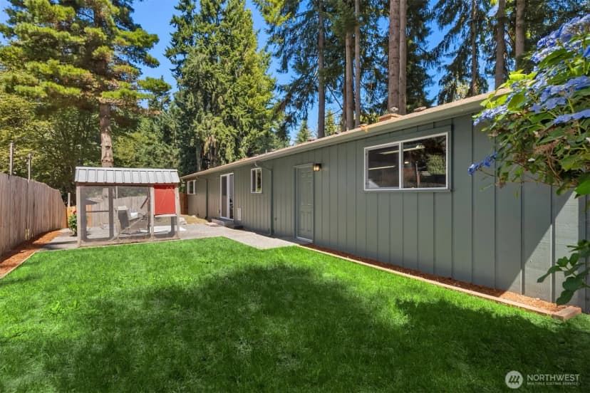 Property photo for 12249 N Madison Avenue Ne, Bainbridge Island photo 19