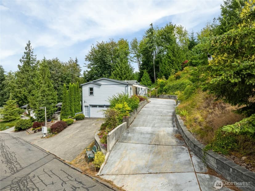 Property photo for 4949 Samish Way #6, Bellingham photo 3