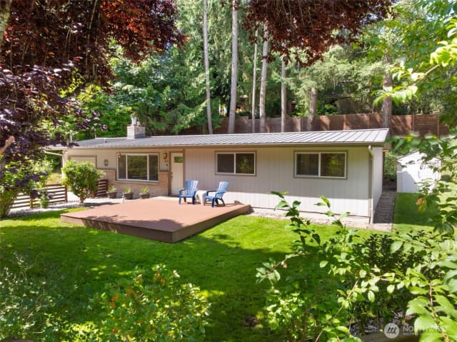 Property photo for 450 Mount Defiance Circle Sw, Issaquah photo 3