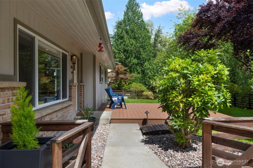 Property photo for 450 Mount Defiance Circle Sw, Issaquah photo 4