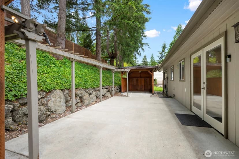 Property photo for 450 Mount Defiance Circle Sw, Issaquah photo 28