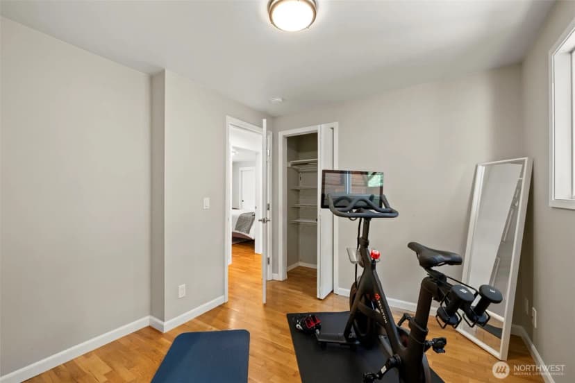 Property photo for 450 Mount Defiance Circle Sw, Issaquah photo 24