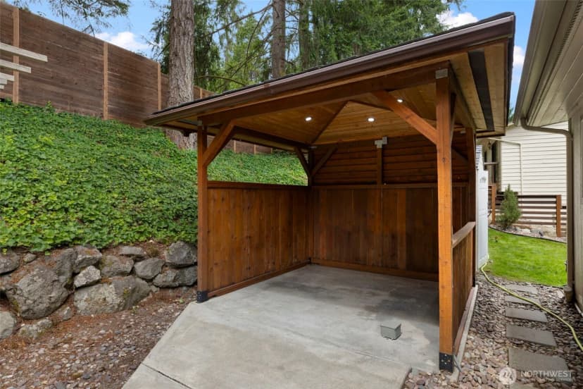 Property photo for 450 Mount Defiance Circle Sw, Issaquah photo 29