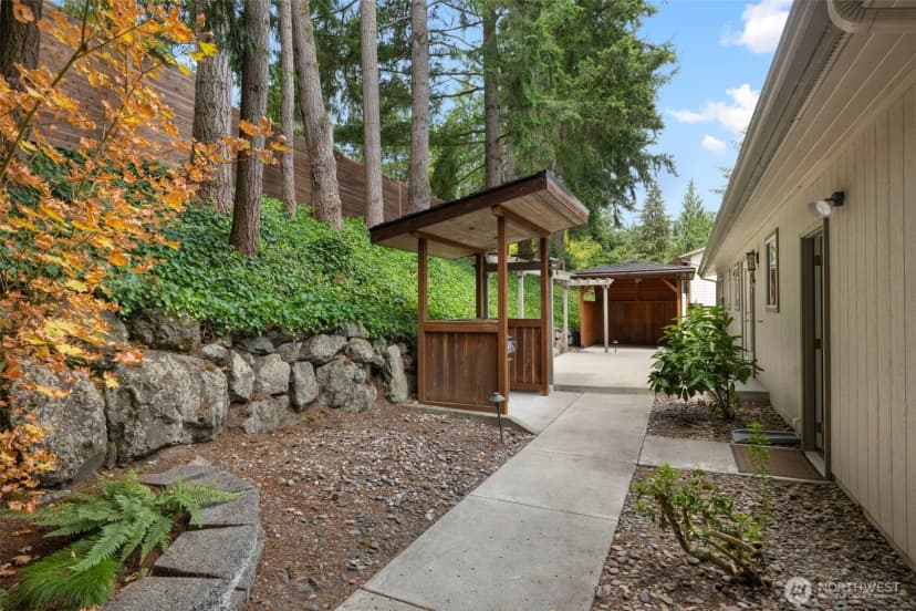 Property photo for 450 Mount Defiance Circle Sw, Issaquah photo 31