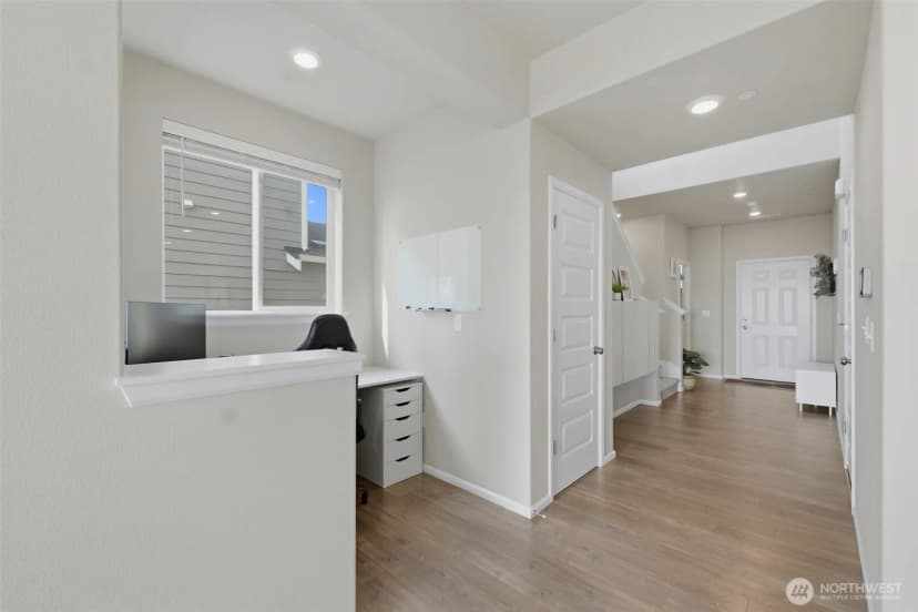 Property photo for 1391 Baker Heights Loop, Bremerton photo 6
