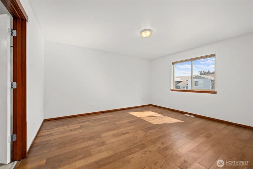 Property photo for 497 Harvest Edge Place, Burlington photo 25