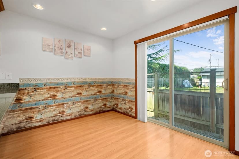 Property photo for 497 Harvest Edge Place, Burlington photo 11