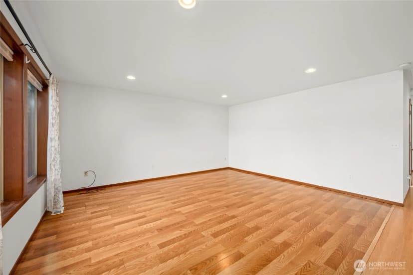 Property photo for 497 Harvest Edge Place, Burlington photo 10