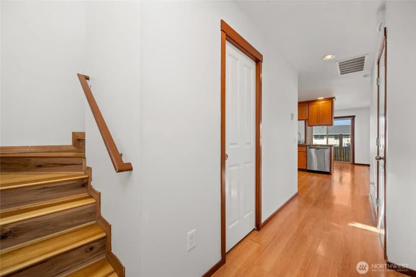 Property photo for 497 Harvest Edge Place, Burlington photo 30