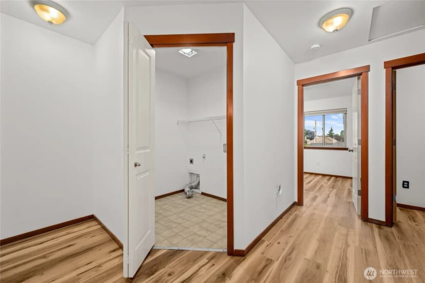 Property photo for 497 Harvest Edge Place, Burlington photo 29