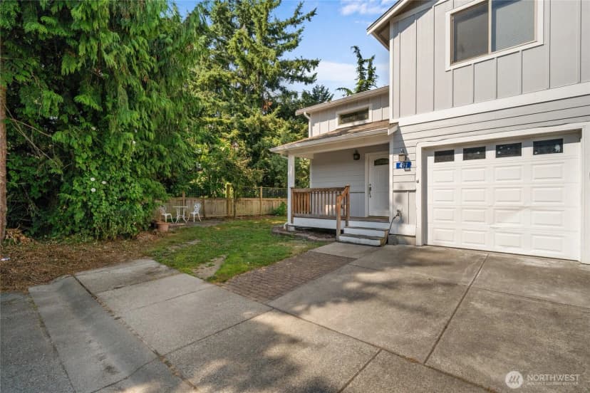 Property photo for 497 Harvest Edge Place, Burlington photo 5