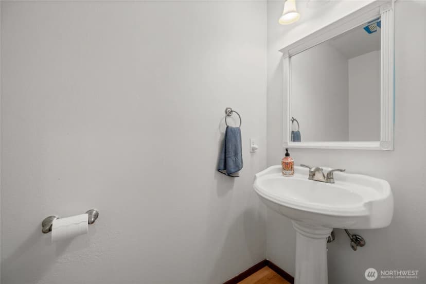 Property photo for 497 Harvest Edge Place, Burlington photo 32