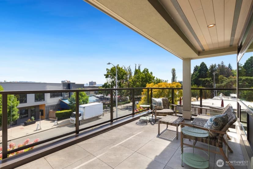 Property photo for 121 Lakeside Avenue #305, Seattle photo 25