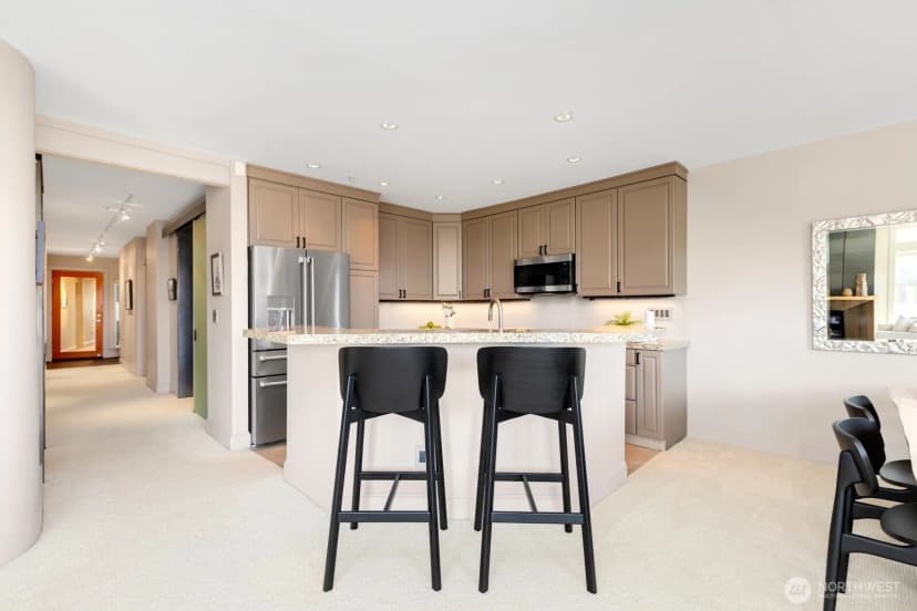 Property photo for 121 Lakeside Avenue #305, Seattle photo 9