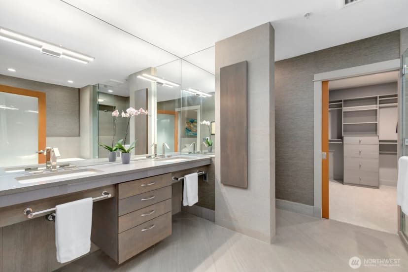 Property photo for 121 Lakeside Avenue #305, Seattle photo 18