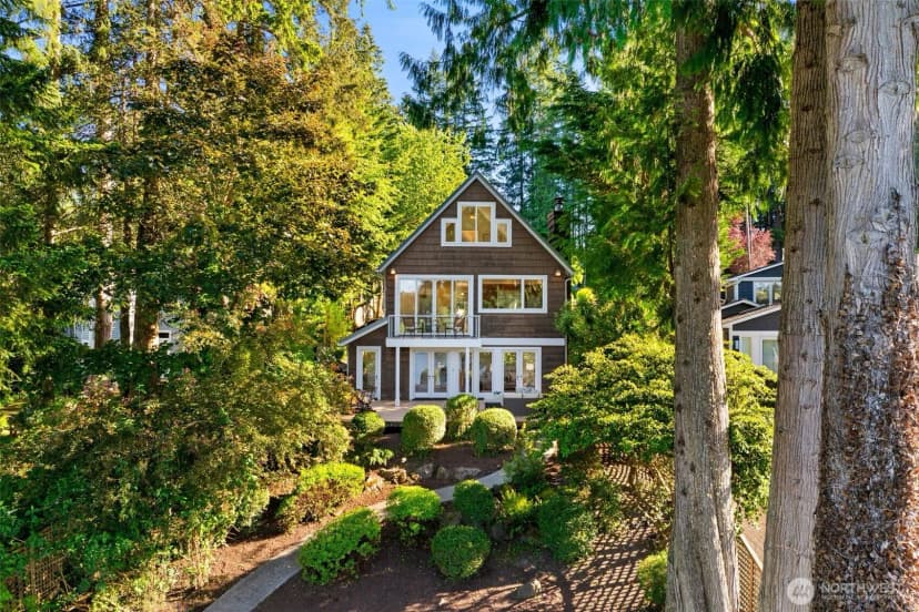 Property photo for 2057 E Beaver Lake Drive Se, Sammamish photo 35