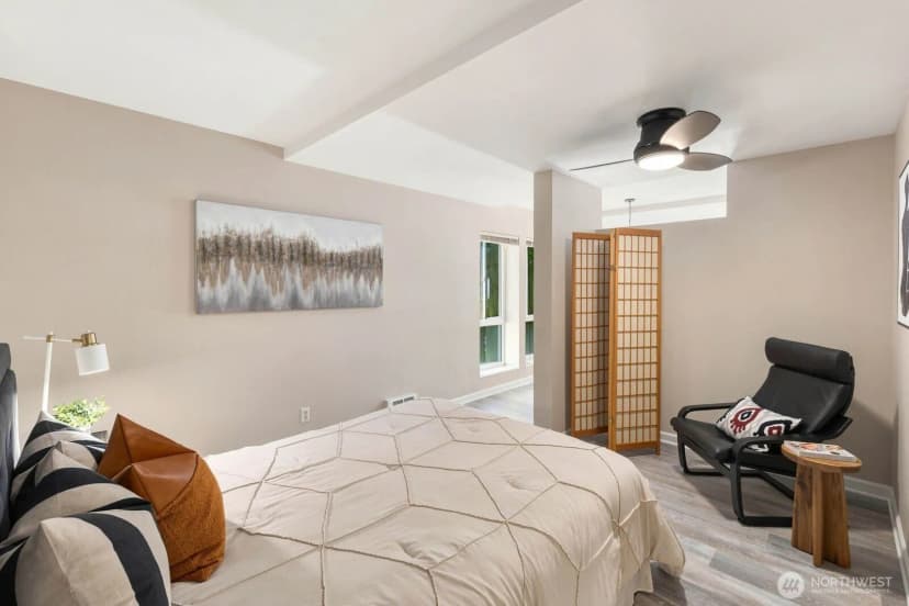 Property photo for 75 E Lynn Street ##b, Seattle photo 19