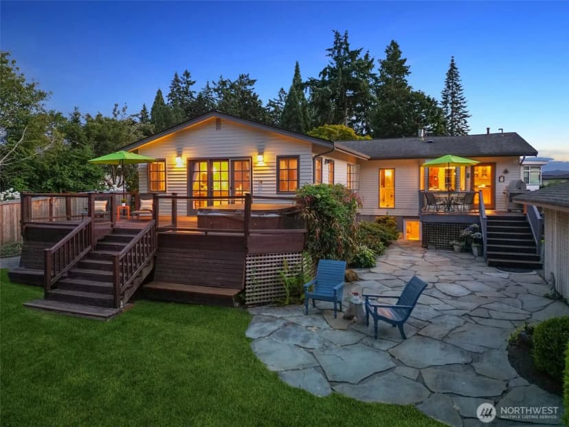 Property photo for 916 18th Avenue W, Kirkland photo 38