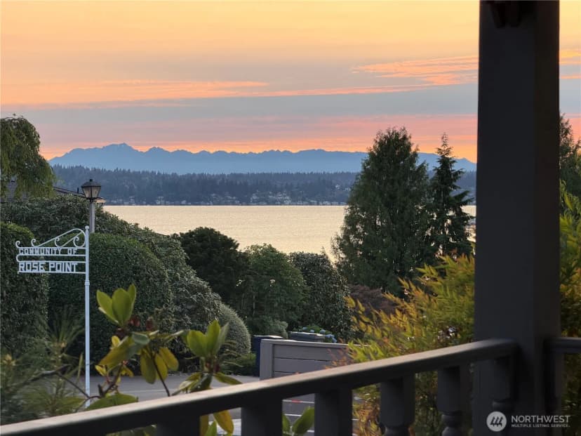 Property photo for 916 18th Avenue W, Kirkland photo 6