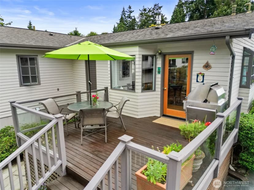 Property photo for 916 18th Avenue W, Kirkland photo 19