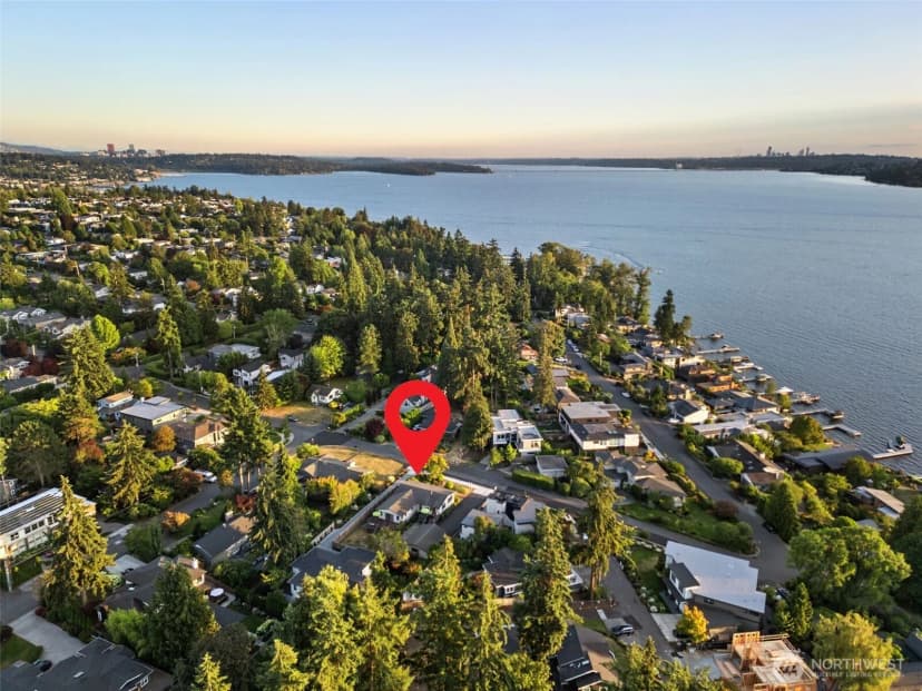 Property photo for 916 18th Avenue W, Kirkland photo 40