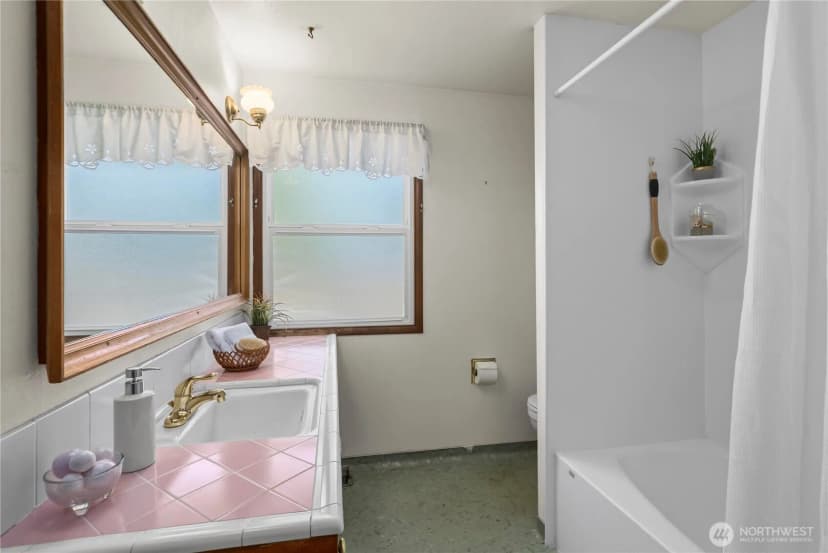 Property photo for 3129 Sylvia Boulevard S, Lakewood photo 29