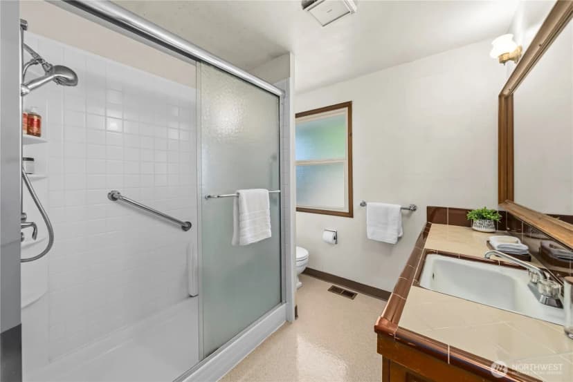 Property photo for 3129 Sylvia Boulevard S, Lakewood photo 34