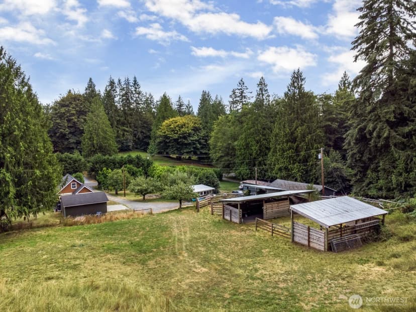 Property photo for 6827 Lakewood Road, Stanwood photo 27