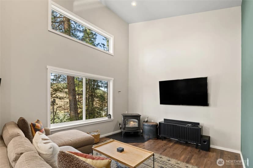 Property photo for 5910 Teanaway Road, Cle Elum photo 14