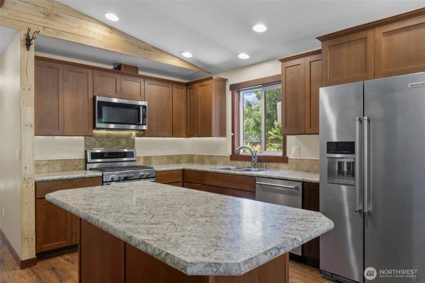 Property photo for 44303 Pine Road, Gold Bar photo 9