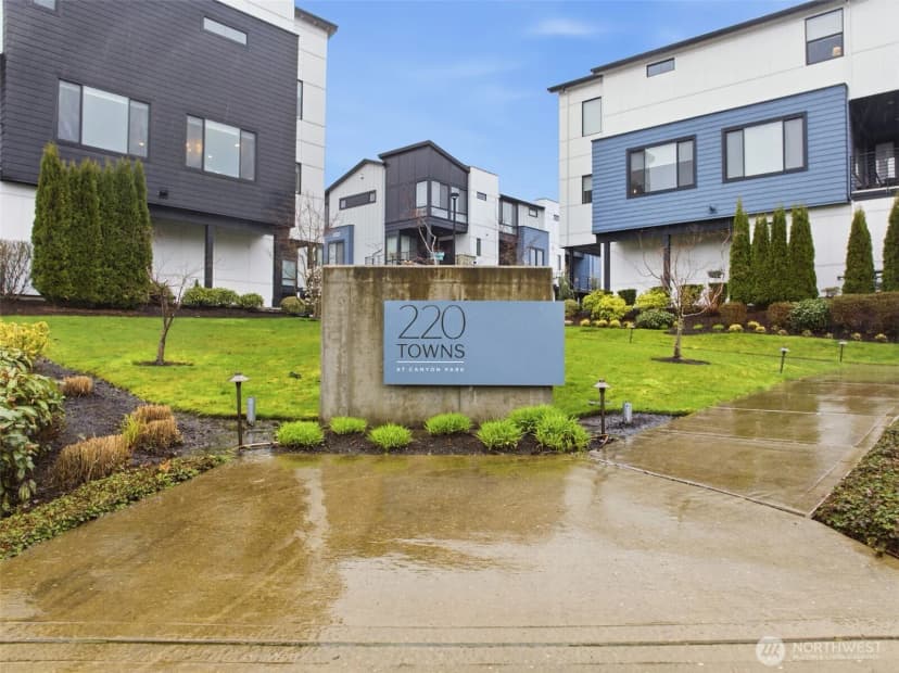 Property photo for 21816 24th Avenue Se #a, Bothell photo 31
