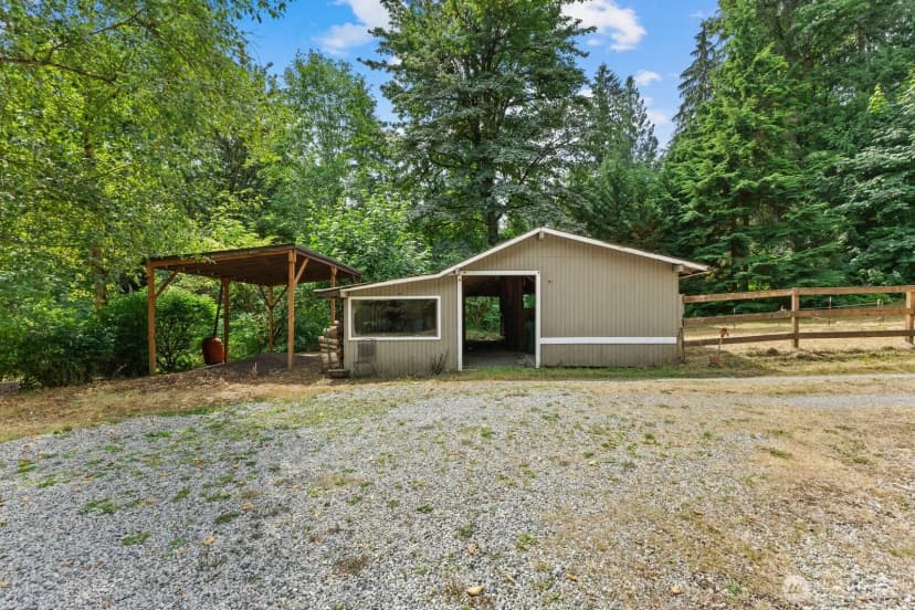 Property photo for 23410 Ne Old Woodinville-duvall Rd, Woodinville photo 32