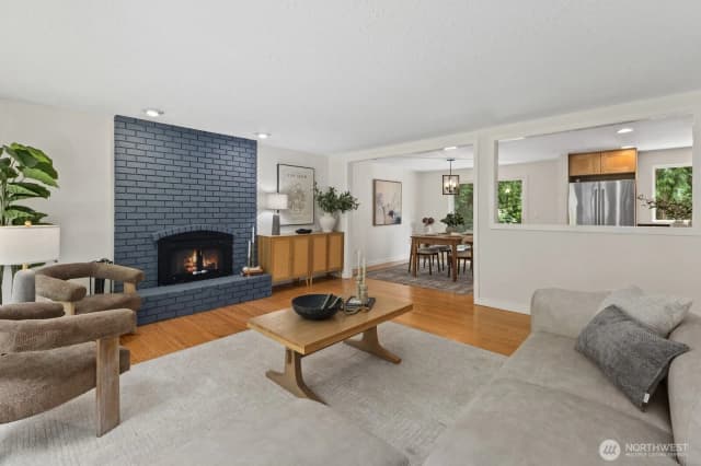 Property photo for 23410 Ne Old Woodinville-duvall Rd, Woodinville photo 4