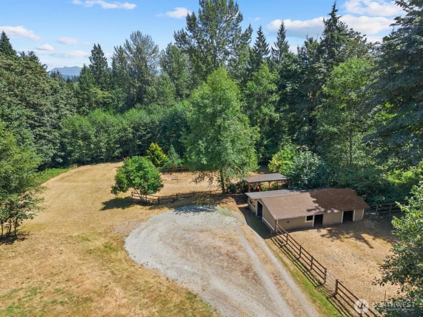 Property photo for 23410 Ne Old Woodinville-duvall Rd, Woodinville photo 35