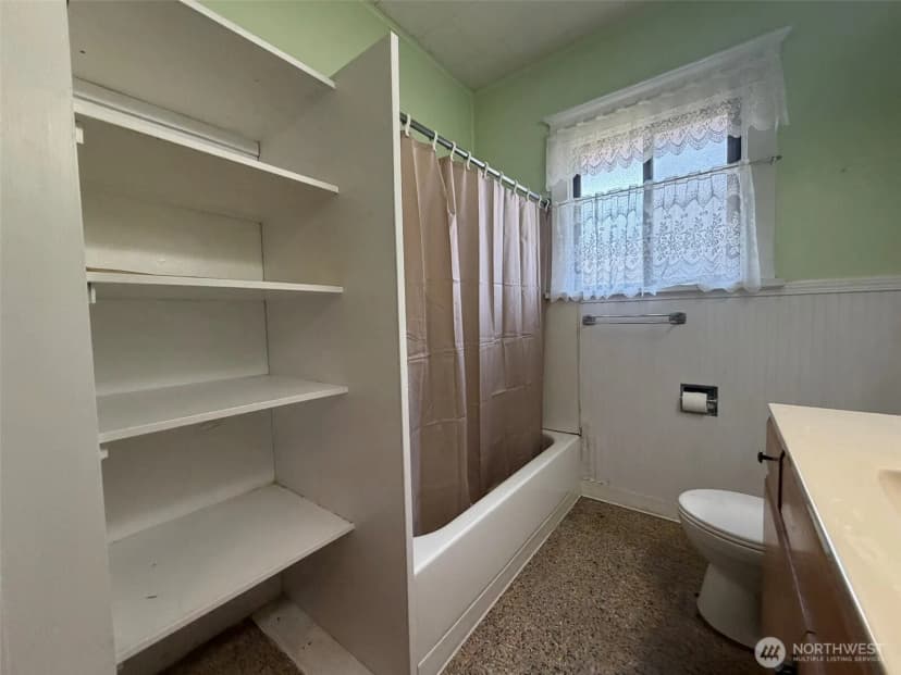 Property photo for 1808 Pacific Avenue, Aberdeen photo 19