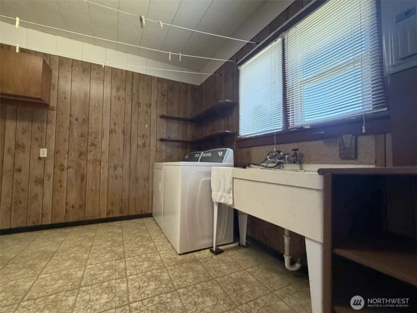 Property photo for 1808 Pacific Avenue, Aberdeen photo 22