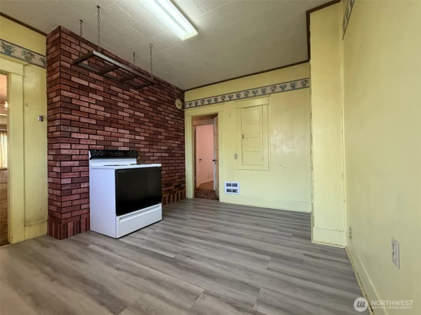 Property photo for 1808 Pacific Avenue, Aberdeen photo 11