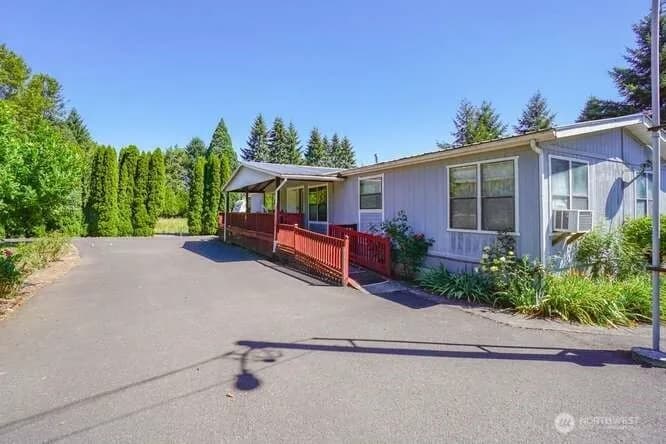 Property photo for 18103 Ne 122nd Avenue, Battle Ground photo 4