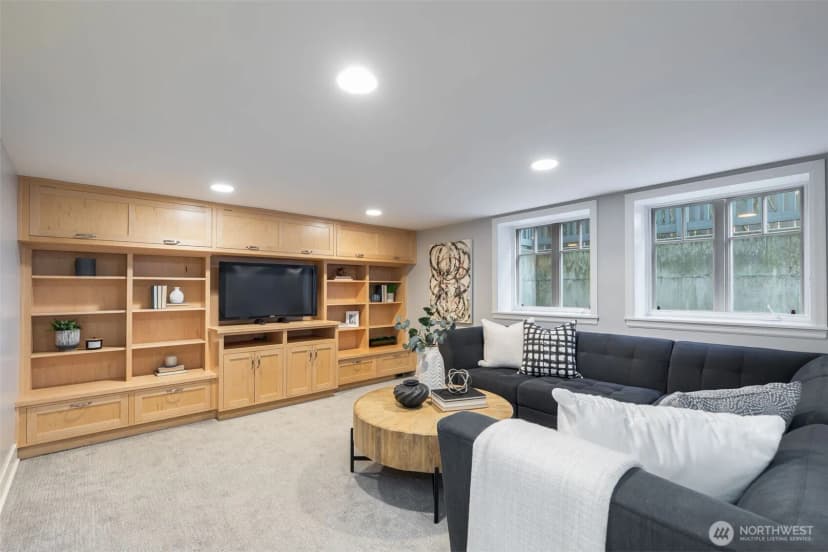 Property photo for 431 Smith Street, Seattle photo 17